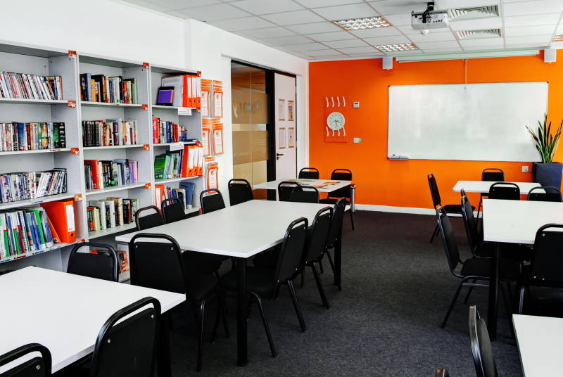 كامبريدج B2 فيرست (FCE)