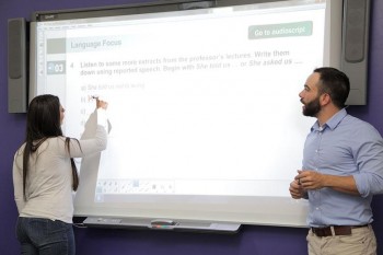 اللغة الإنجليزية الشبة مكثفة 20 ساعة إسبوعيآ